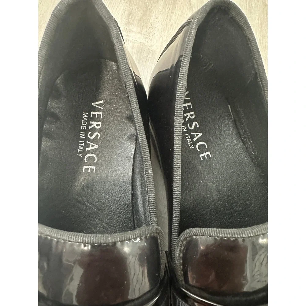 Versace Men's Black Cherry Ombre Patent Leather Medusa Loafers Italy sz 44 us 10 - Picture 7 of 12